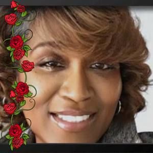 Meet your Posher, Evette